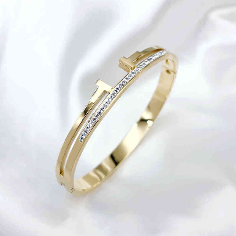 Hot selling designer bracelets luxury brand Tiff jewelry double T gold plated diamond open buckle bracelet ins new fashion accessories women valentine's day gift
Hot selling designer bracelets luxury brand Tiff jewelry double T gold plated diamond open buckle bracelet ins new fashion accessories women valentine's day gift
