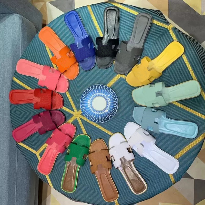High-quality Leather Summer Slipper Women's Flat-bottomed Reflective Slippers Outdoor Lazy Shoes Beach Sandals Large Size 36-42, Bubble bag
High-quality Leather Summer Slipper Women's Flat-bottomed Reflective Slippers Outdoor Lazy Shoes Beach Sandals Large Size 36-42, Bubble bag
