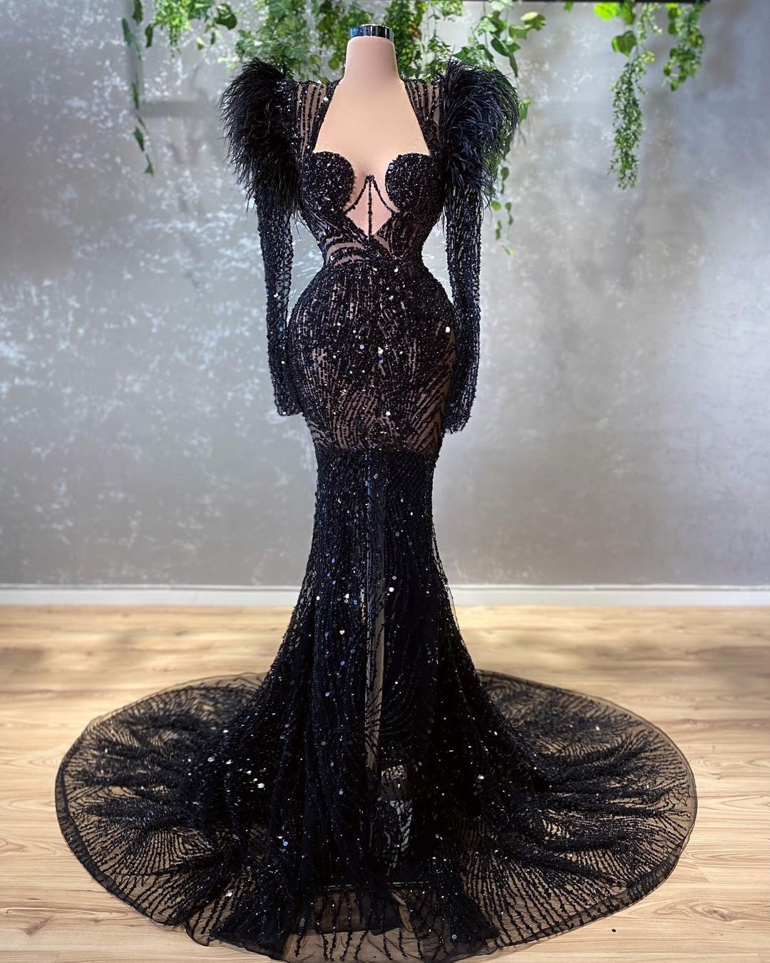Sexy Black Beads Mermaid Evening Dresses Long Sleeve Ostrich Feather Custom Made Illusion Prom Gowns robes de