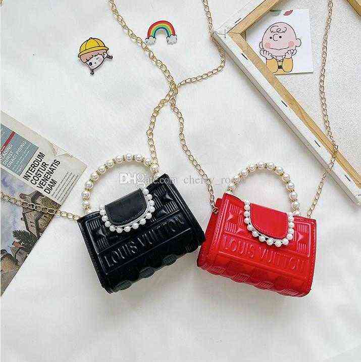 Children designer handbags sweet girls Pearl letter Chain one shoulder bags Purse kids mini wallet fashion princess messenger bag F350, Mix colors random-l
Children designer handbags sweet girls Pearl letter Chain one shoulder bags Purse kids mini wallet fashion princess messenger bag F350, Mix colors random-l