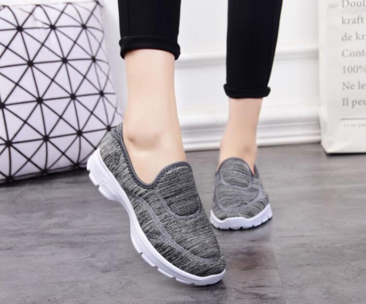 9 Summer Shoes, Lightweight Soft Sole Mother Shoes Breathable Woven Loafers, Cool grey
9 Summer Shoes, Lightweight Soft Sole Mother Shoes Breathable Woven Loafers, Cool grey