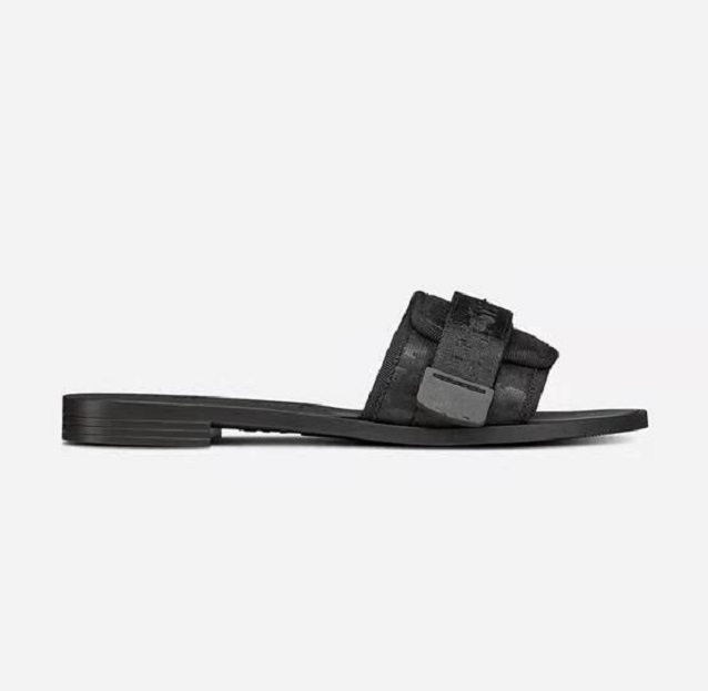 Luxury flat sandal design embroidery black slippers shallow beach leisure indoor lace lock box full set of accessories 35-41 shoe
Luxury flat sandal design embroidery black slippers shallow beach leisure indoor lace lock box full set of accessories 35-41 shoe