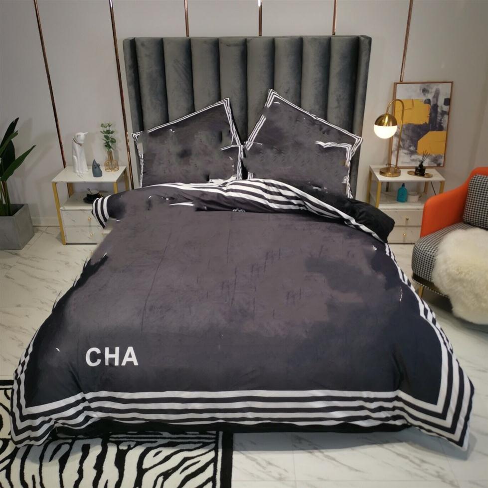 Black designer bedding sets duvet cover bed comforters sets cover 4 pcs pillow cases size bedding228J, Same as pic
Black designer bedding sets duvet cover bed comforters sets cover 4 pcs pillow cases size bedding228J, Same as pic