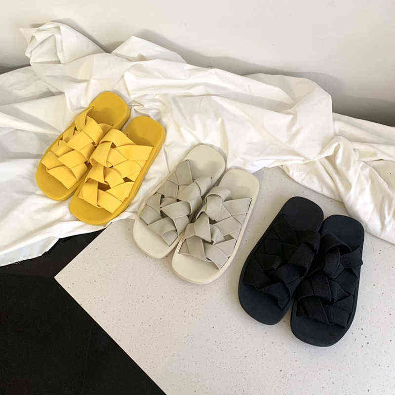 Spring and Summer Woven Elastic Band Slippers Light Beach Shoes Flat Bottom Sandals for External Wear, Yellow
Spring and Summer Woven Elastic Band Slippers Light Beach Shoes Flat Bottom Sandals for External Wear, Yellow