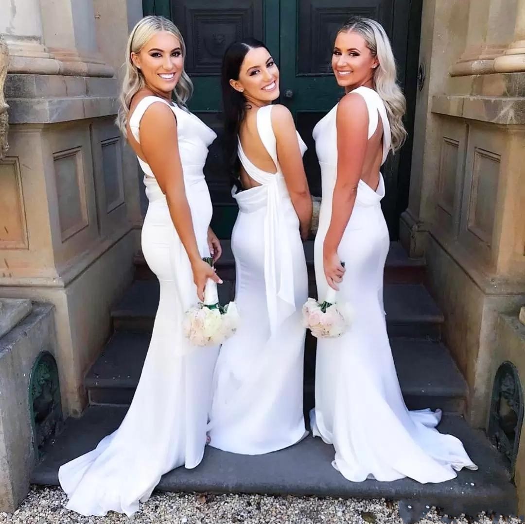 2022 African White Mermaid Long Bridesmaid Dresses Spaghetti Straps Sexy Open Back Maid Of Honor Gowns Elegant Wedding Guest Party Sweep Train