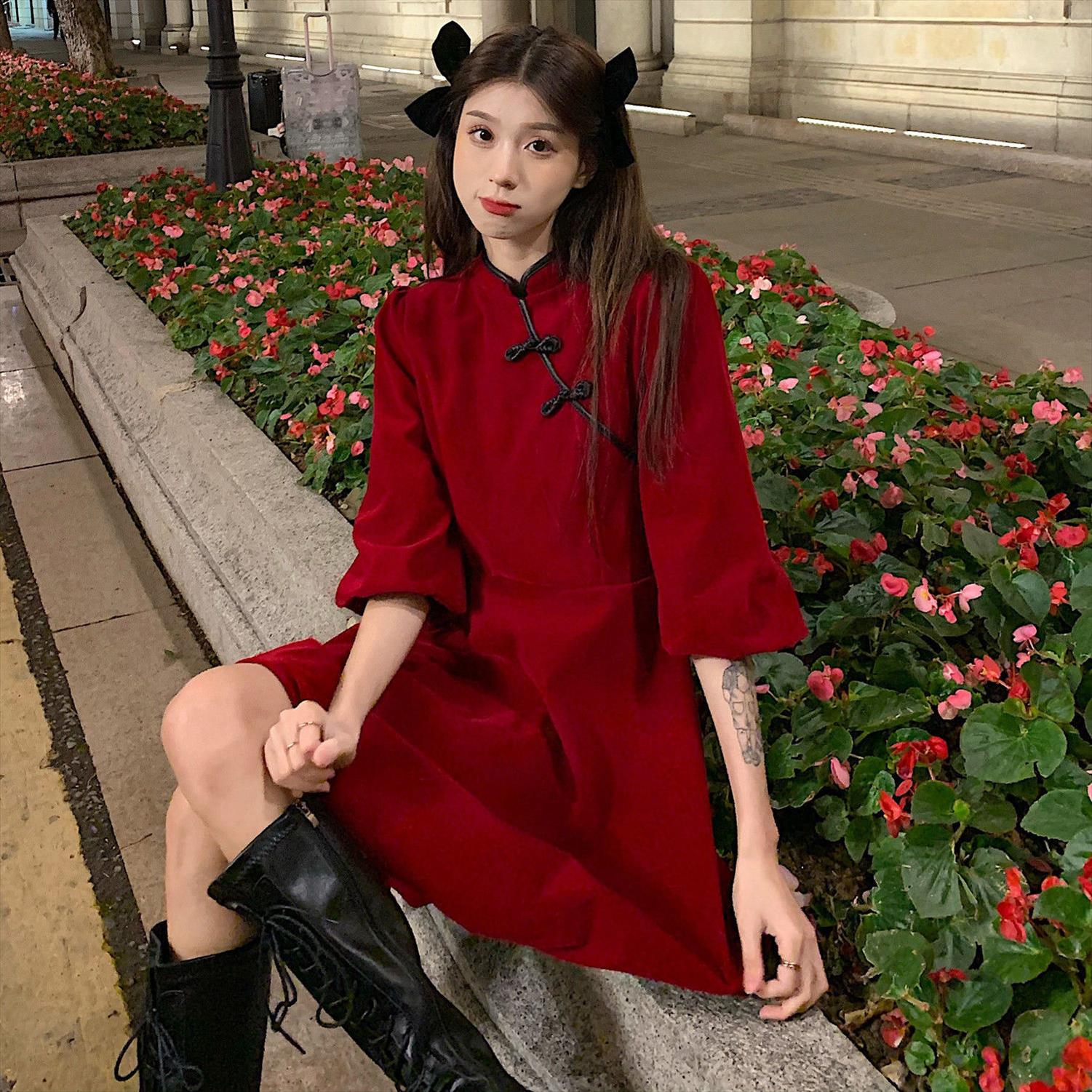 Long Sleeve Dress Solid Mandarin Collar Cheongsam Mini Korean Sweet Style High Street Vintage Design Chic Stylish Vestido Autumn, Red
Long Sleeve Dress Solid Mandarin Collar Cheongsam Mini Korean Sweet Style High Street Vintage Design Chic Stylish Vestido Autumn, Red
