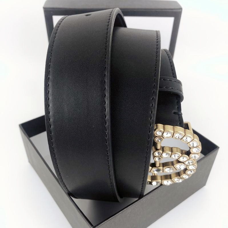 Luxury High quality Fashion Womens Men Designers Belts Leather Black Bronze Buckle Classic Casual Pearl Belt Width 3.8cm With Box
Luxury High quality Fashion Womens Men Designers Belts Leather Black Bronze Buckle Classic Casual Pearl Belt Width 3.8cm With Box