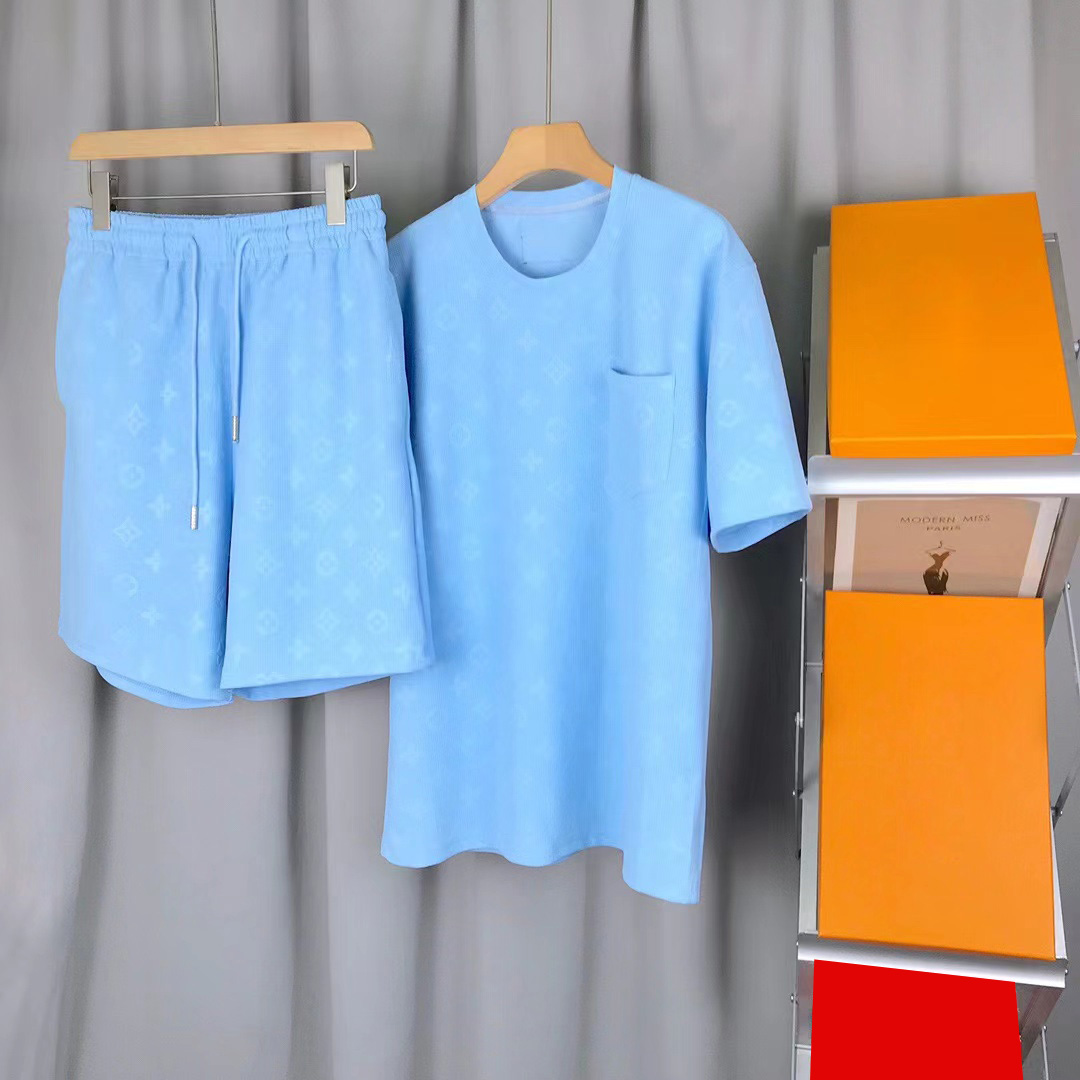 Top quality Designer Short Sleeve T Shirt Suit Summer Men Cotton Casual blue Shirt Loose Soft Fabric Polo Women Hoodie Shorts Clothes
Top quality Designer Short Sleeve T Shirt Suit Summer Men Cotton Casual blue Shirt Loose Soft Fabric Polo Women Hoodie Shorts Clothes
