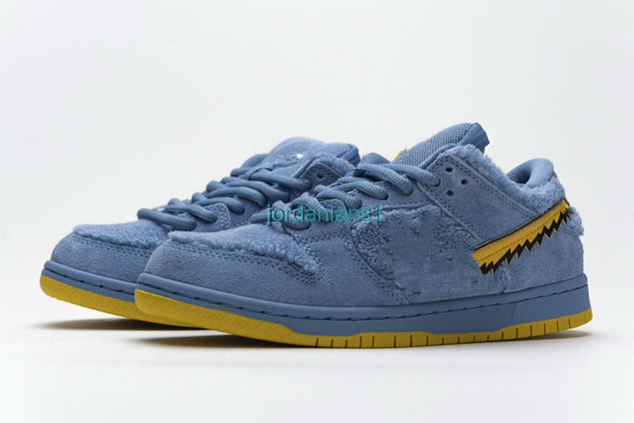 Grateful Dead x Low Pro QS Basketball Shoes baby Bear Blue Color Suede Overlays Skateboard Men/Women Outdoor Sneakers Sports With
Grateful Dead x Low Pro QS Basketball Shoes baby Bear Blue Color Suede Overlays Skateboard Men/Women Outdoor Sneakers Sports With