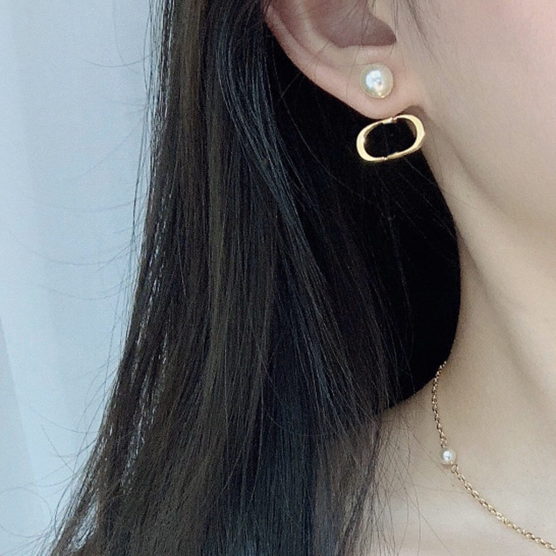Women Pearl Earrings Fashion Letter Gold Ear Studs Lady Luxurys Designers Earrings Jewelry Hoops New 22050402R
Women Pearl Earrings Fashion Letter Gold Ear Studs Lady Luxurys Designers Earrings Jewelry Hoops New 22050402R