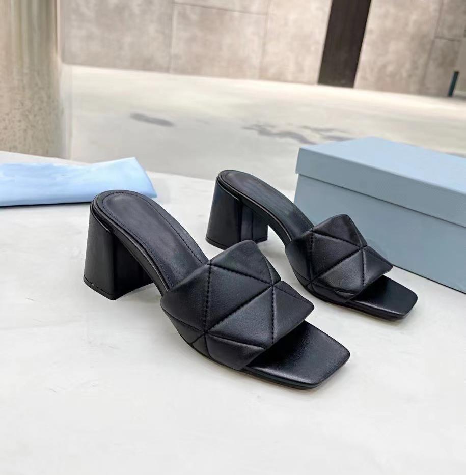 Designer Sandals Quilted Nappa Sandal Women Slipper Soft Suede Leather Slippers Casual High Heels Size 35-43
Designer Sandals Quilted Nappa Sandal Women Slipper Soft Suede Leather Slippers Casual High Heels Size 35-43