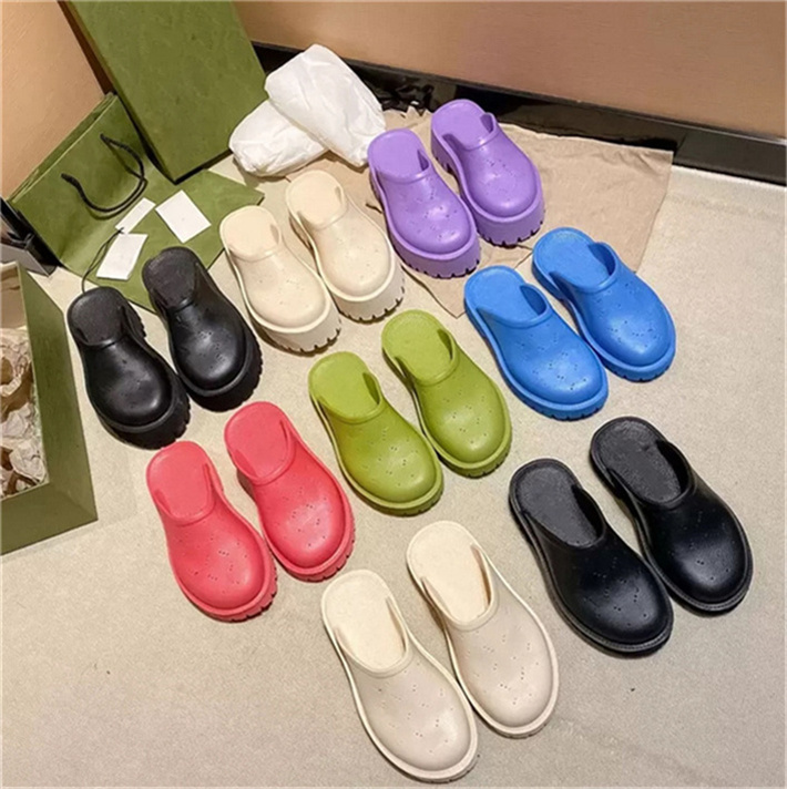 2022 Designer slippers brand womens sandals soft fashionable out design Ladies Hollow Platform made transparent materials sexy lovely sunny beach women -42, Flesh
2022 Designer slippers brand womens sandals soft fashionable out design Ladies Hollow Platform made transparent materials sexy lovely sunny beach women -42, Flesh