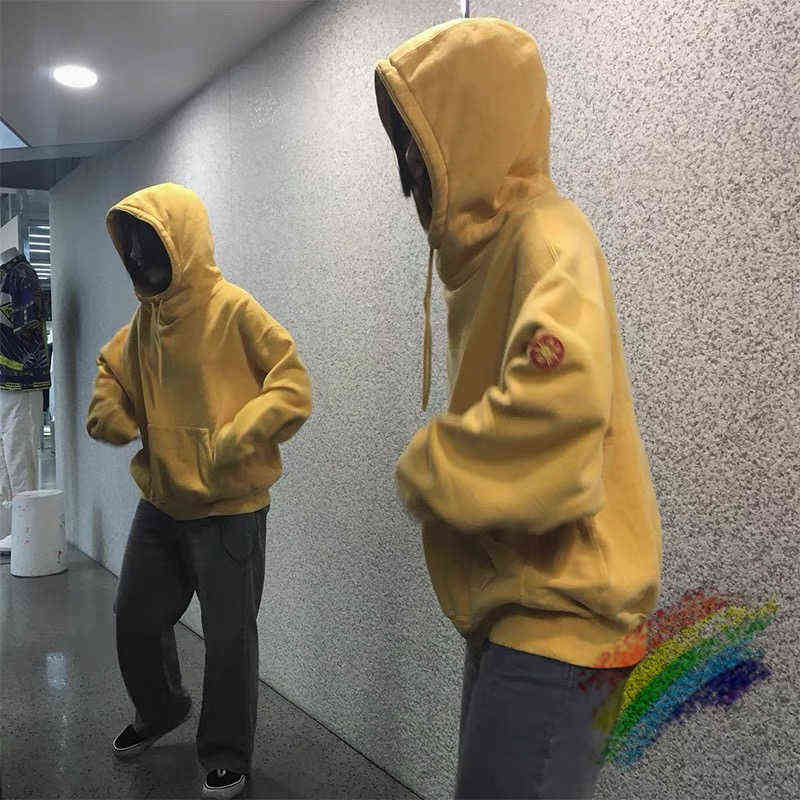 Yellow Vintage Batik Cavempt C.E HOODY Men Woman Top Quality Hoodie Sweatshirts Cav Empt Pullover T220802
Yellow Vintage Batik Cavempt C.E HOODY Men Woman Top Quality Hoodie Sweatshirts Cav Empt Pullover T220802