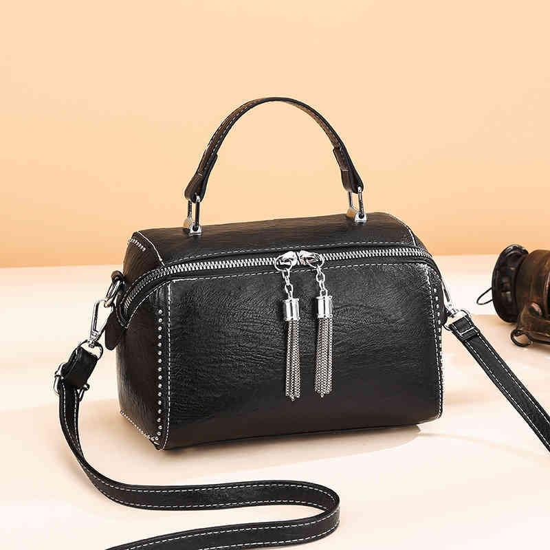 Brand Women Leather Handbags Fashion Rivet Female Multicolor High Capacity Crossbody s for Ladies Luxury Shoulder Bag, Brown
Brand Women Leather Handbags Fashion Rivet Female Multicolor High Capacity Crossbody s for Ladies Luxury Shoulder Bag, Brown