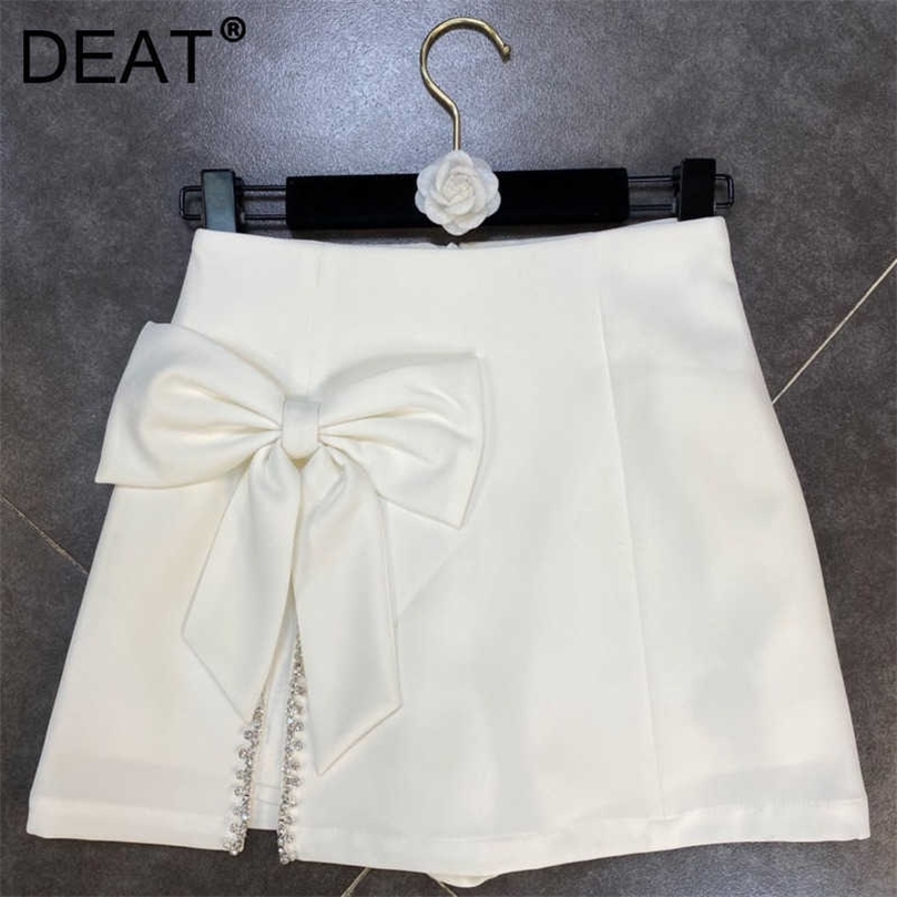 DEAT Women Large Bow Split With Diamonds Shorts Arrivals High Waist Fashion Temperament Spring Summer 11B055 210709, Black
DEAT Women Large Bow Split With Diamonds Shorts Arrivals High Waist Fashion Temperament Spring Summer 11B055 210709, Black
