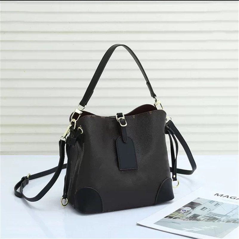 Luxury Designers Bags womens High Quality Ladies Handbags Leather Crocodile Pattern Shoulder Bag Fashion Crossbody Handbag large capacity tote H0649, 10
Luxury Designers Bags womens High Quality Ladies Handbags Leather Crocodile Pattern Shoulder Bag Fashion Crossbody Handbag large capacity tote H0649, 10