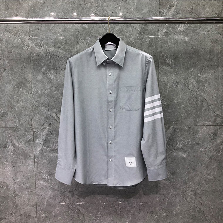 Gray Designer Men' Shirt Solid White 4-Bar Stripe Slim Casual Fine Cotton Long Shirts Luxury Brand High Quality Long-sleeved Women' Blouse Wholesale, Packing bag
Gray Designer Men' Shirt Solid White 4-Bar Stripe Slim Casual Fine Cotton Long Shirts Luxury Brand High Quality Long-sleeved Women' Blouse Wholesale, Packing bag