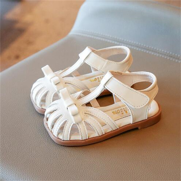 Baby Baotou Sandals Girls Shoes 2022 Summer New Girls Retro Fashion British Ladies Sandal Casual Women Child Shoes 21-30, Black
Baby Baotou Sandals Girls Shoes 2022 Summer New Girls Retro Fashion British Ladies Sandal Casual Women Child Shoes 21-30, Black