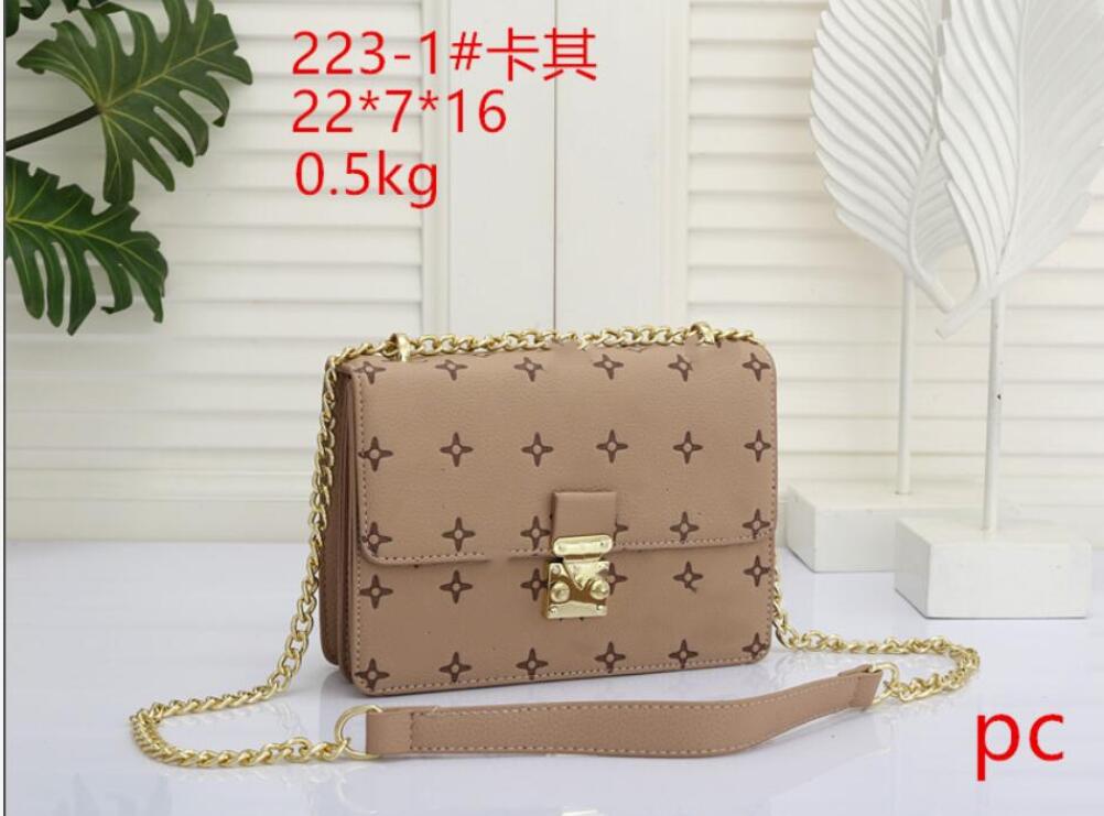 Wallets luxury Designer Shopping Bag Leather Women Hand High Quality Female Tote Messenger Fashion Ladies Solid Small Purse Shoulder Travel Bag, White
Wallets luxury Designer Shopping Bag Leather Women Hand High Quality Female Tote Messenger Fashion Ladies Solid Small Purse Shoulder Travel Bag, White