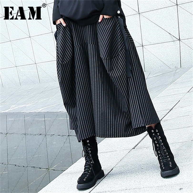 EAM New Spring Autumn High Elastic Waist Black Striped Big Pocket Stitching Wide Leg Pants Women Trousers Fashion JH787 201112