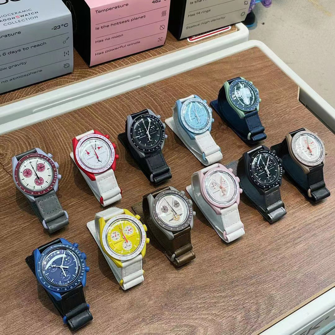 2022 New Mens Watch Lady Watches Quartz Waterproof Luminous Moon Wristwatches Couple Original Box
2022 New Mens Watch Lady Watches Quartz Waterproof Luminous Moon Wristwatches Couple Original Box