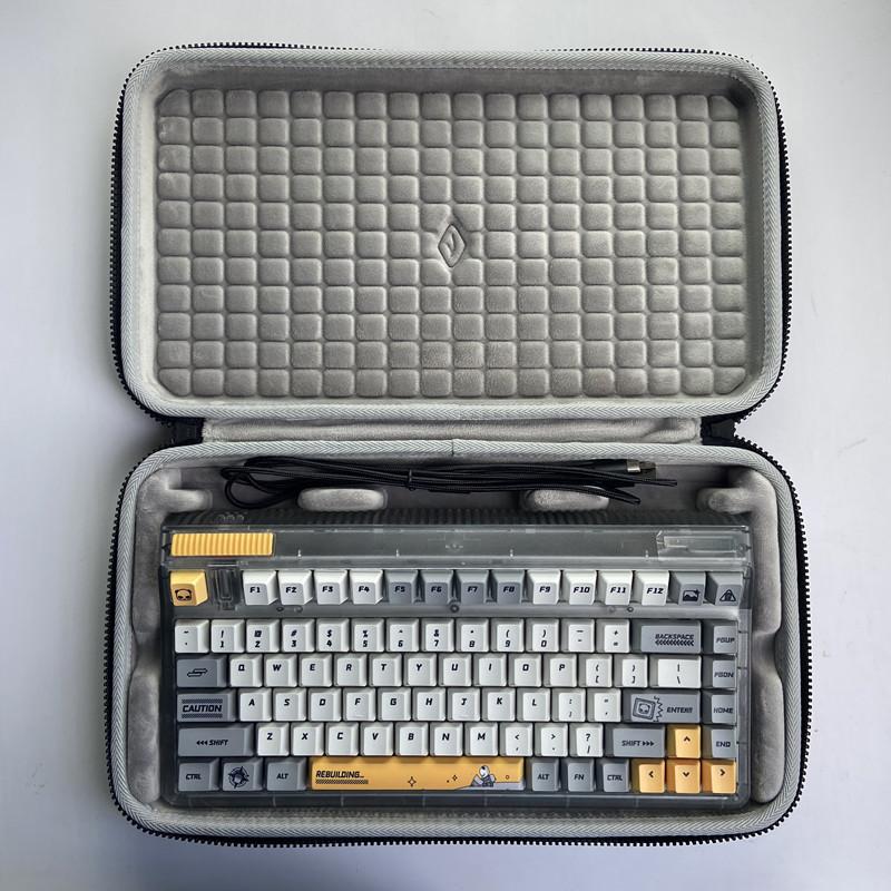 Duffel Bags Hard Shell Carrying Case For IQUNIX OG80 Wormhole Three-mode Wireless Mechanical Keyboard Storage Box Protection Bag, Black
Duffel Bags Hard Shell Carrying Case For IQUNIX OG80 Wormhole Three-mode Wireless Mechanical Keyboard Storage Box Protection Bag, Black