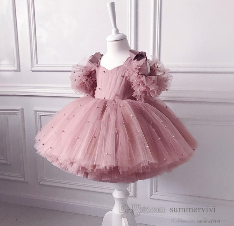 Little girls pearls lace tulle dresses toddler kids Bows suspender princess dresses children 1st birthday party clothes Q7440, Pink
Little girls pearls lace tulle dresses toddler kids Bows suspender princess dresses children 1st birthday party clothes Q7440, Pink