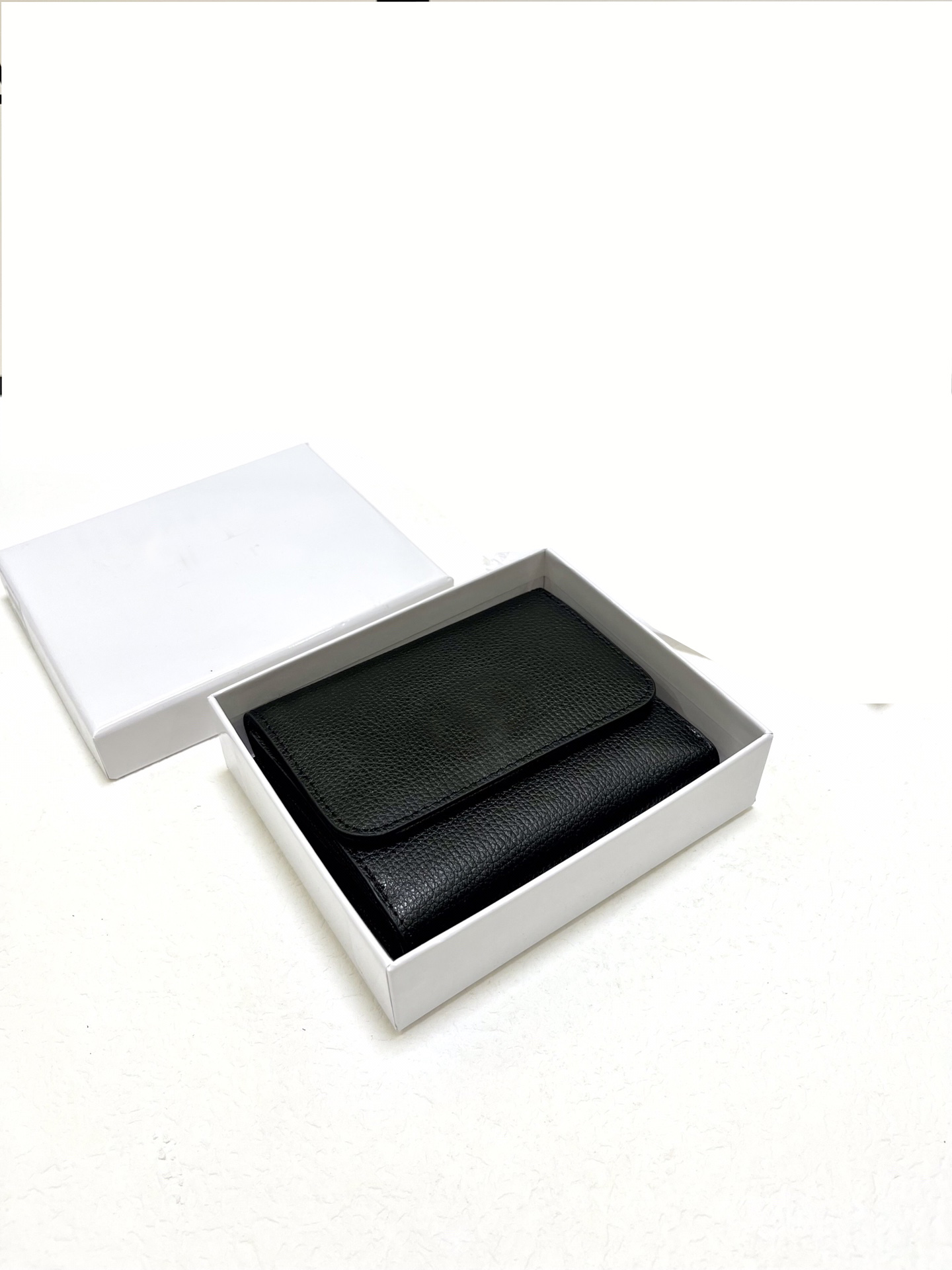 2022 High Quality Women Card Holders Purse Designers Classic Wallet Ladies Vintage Bag Lady Coin Bag Real Leather Plain Pattern Luxury Designer Bags With Boxes, Black
2022 High Quality Women Card Holders Purse Designers Classic Wallet Ladies Vintage Bag Lady Coin Bag Real Leather Plain Pattern Luxury Designer Bags With Boxes, Black