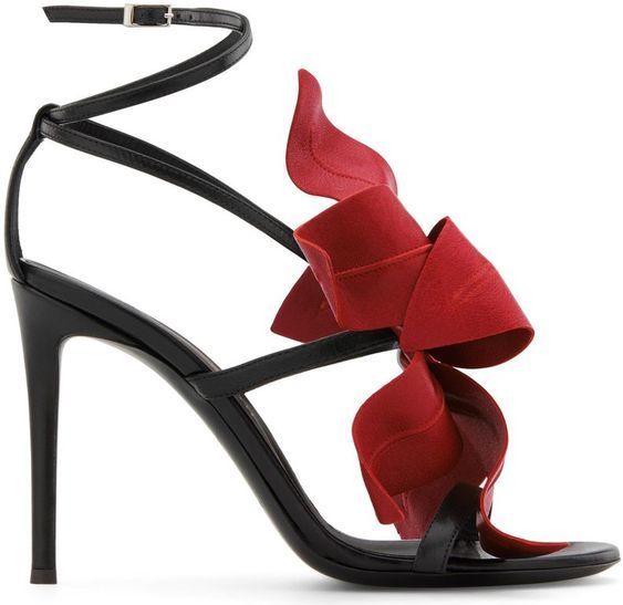 Women Black Leather Sandals Gold Flower Ankle Strap High Heel Luxury Design Party Big Size Wedding Shoes Stilettos Heels 220509