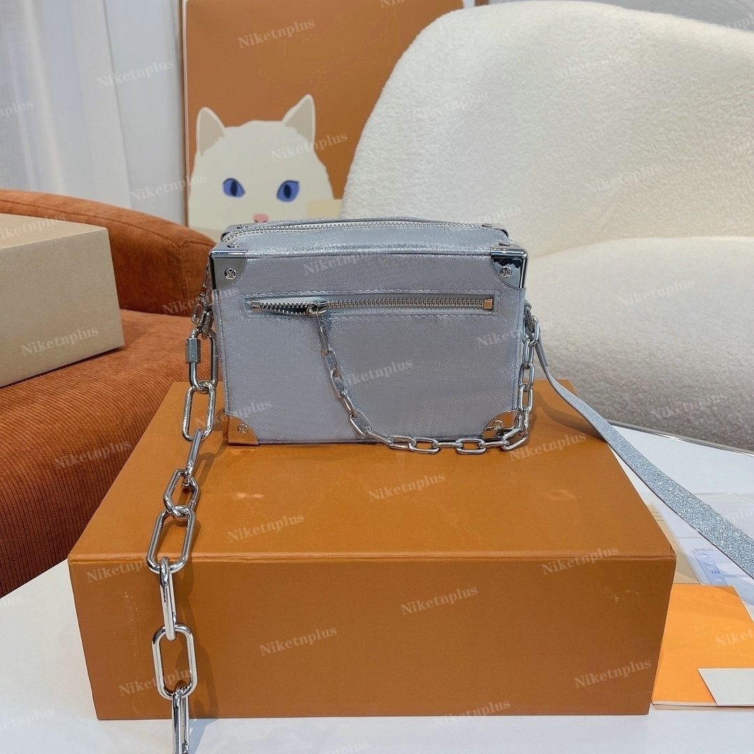 Mini Soft Trunk Cross Body Shoulder Bag Silver Blue/Pink Rainbow Box Handbag M59726 M81219 Cowhide-leather Trim Crossbody With Chunky chain Designer Men Women Bags, #1
Mini Soft Trunk Cross Body Shoulder Bag Silver Blue/Pink Rainbow Box Handbag M59726 M81219 Cowhide-leather Trim Crossbody With Chunky chain Designer Men Women Bags, #1