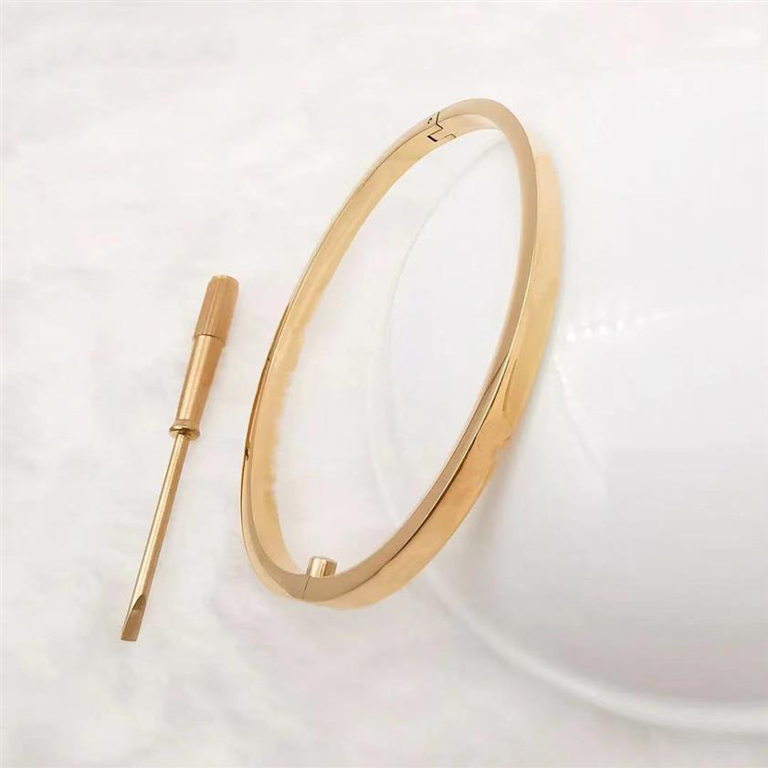 Luxury classic screwdriver bangle narrow version love bracelet turn buckle young charm jewelry with exquisite packaging gift box236M
Luxury classic screwdriver bangle narrow version love bracelet turn buckle young charm jewelry with exquisite packaging gift box236M