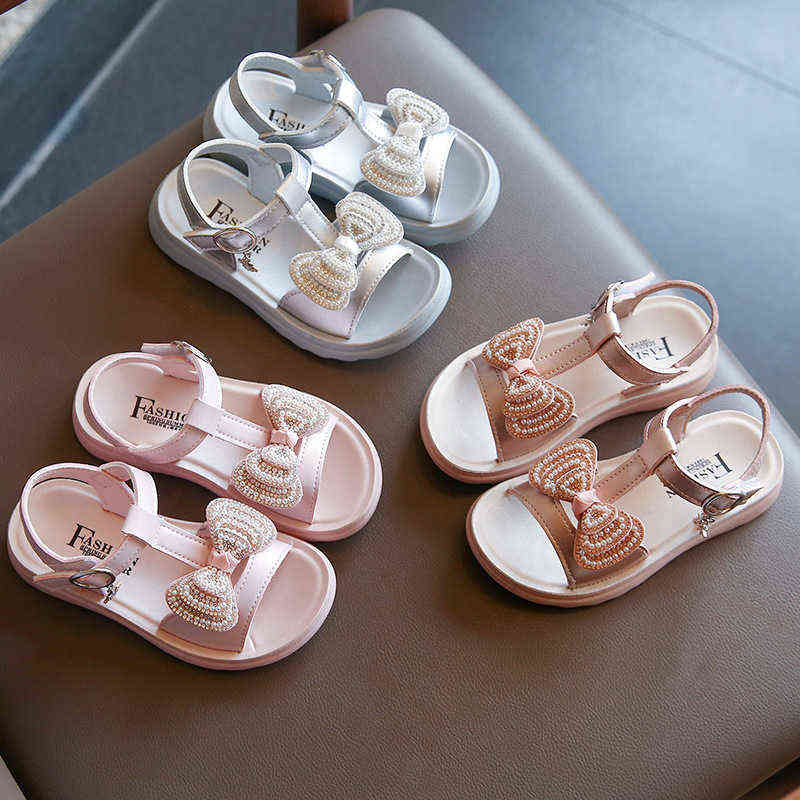 Kids Sandals Girls Princess Shoes Fashion Bow Children Single Shoes Baby Soft-soled Non-slip Leather Sandals Casual Sneakers G220418, Silver
Kids Sandals Girls Princess Shoes Fashion Bow Children Single Shoes Baby Soft-soled Non-slip Leather Sandals Casual Sneakers G220418, Silver