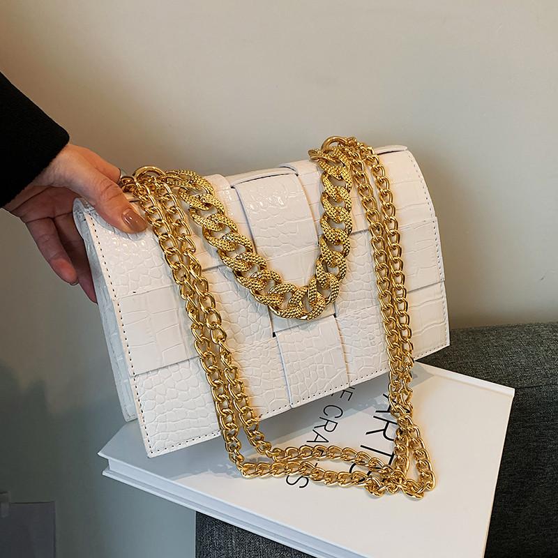 Evening Bags Luxury Weave Leather Square Flap Crossbody For Women Shoulder Bag 2022 Trendy Thick Chain Handbags And Purse 8013, Beige
Evening Bags Luxury Weave Leather Square Flap Crossbody For Women Shoulder Bag 2022 Trendy Thick Chain Handbags And Purse 8013, Beige
