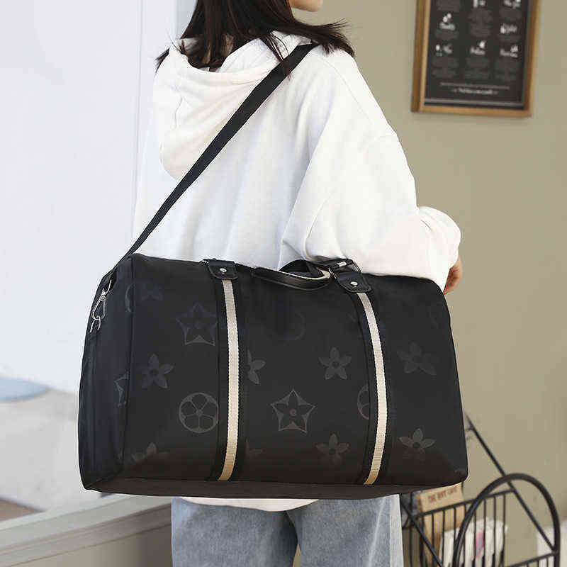 2022 new street fashion handbag large capacity outdoor single shoulder travel bag fashion leisure fitness yoga bag, Small five star
2022 new street fashion handbag large capacity outdoor single shoulder travel bag fashion leisure fitness yoga bag, Small five star