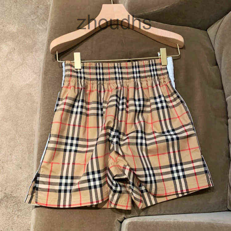 Brand 2022 Classic B BR Shorts and Pants French niche trend summer drawstring elastic High Waist fashion color matching Plaid loose straight, Black
Brand 2022 Classic B BR Shorts and Pants French niche trend summer drawstring elastic High Waist fashion color matching Plaid loose straight, Black