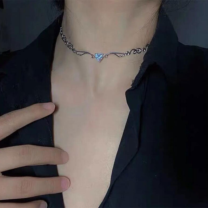 Goth Egirl Aesthetic Heart Crystal Wave Wing Pendant Necklace for Women Cute Chains Grunge Choker Collar Indie Collier Jewelry