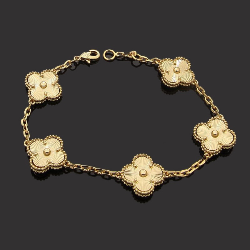 Luxury Designer Link Chain Bracelet Four-leaf Clover Bracelets Womens Fashion 18K Gold Bracelets Jewelry
Luxury Designer Link Chain Bracelet Four-leaf Clover Bracelets Womens Fashion 18K Gold Bracelets Jewelry