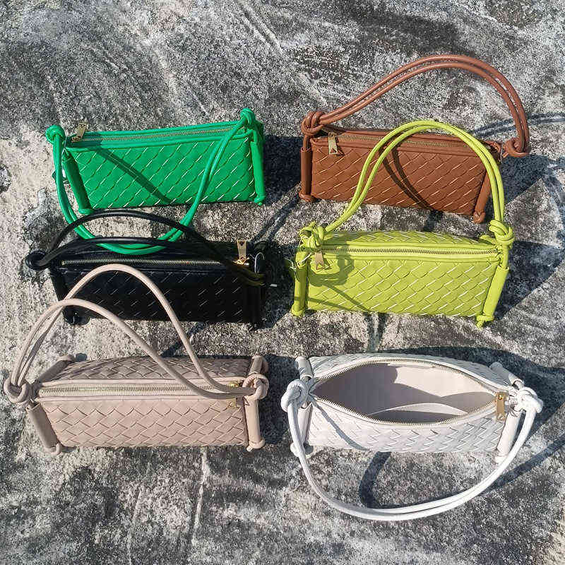 Short Strap Shoulder Bags For Women 2022 New Trend Designer Handbags And Purses Fashion Female Small Weave Clutch Bag Y220812, Parrot green
Short Strap Shoulder Bags For Women 2022 New Trend Designer Handbags And Purses Fashion Female Small Weave Clutch Bag Y220812, Parrot green