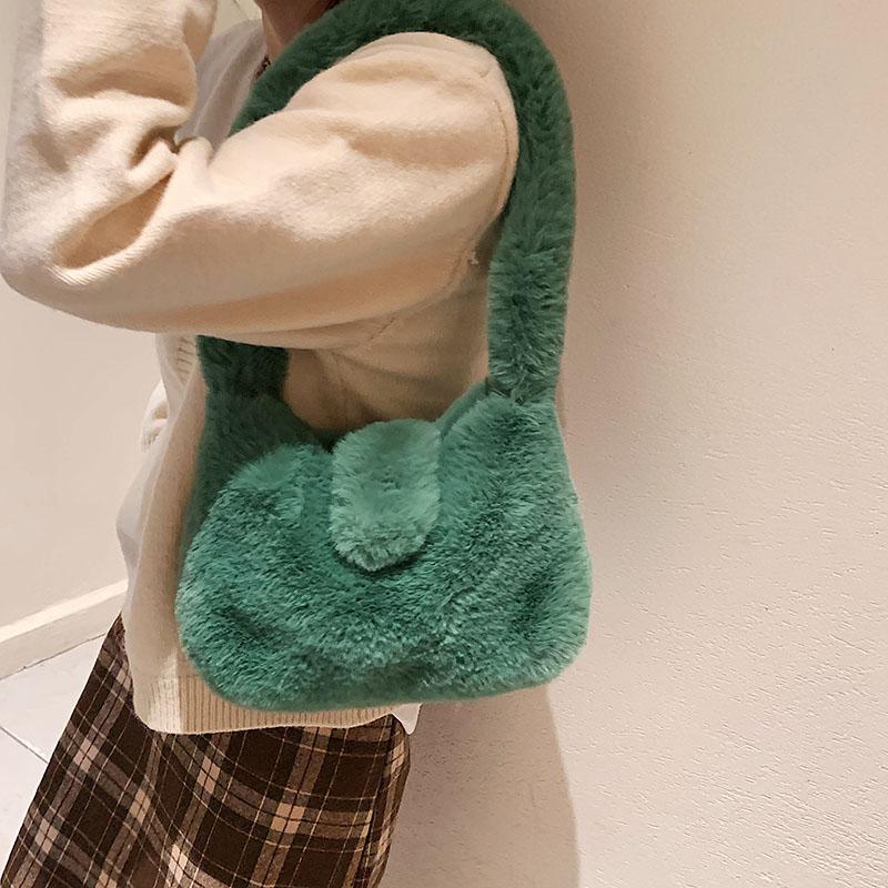 Evening Bags Solid Plush Soft Fluffy Bag For Women 2022 Winter Furry Luxury Designer Handbag Faux Fur Shoulder ComfortableEvening, Green
Evening Bags Solid Plush Soft Fluffy Bag For Women 2022 Winter Furry Luxury Designer Handbag Faux Fur Shoulder ComfortableEvening, Green