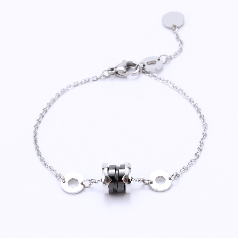 Designer Jewelry Brand Link Bracelet High Quality Couple Bracelet Fashion Luxury Christmas Valentine's Day Gifts for Men and Women 
Designer Jewelry Brand Link Bracelet High Quality Couple Bracelet Fashion Luxury Christmas Valentine's Day Gifts for Men and Women