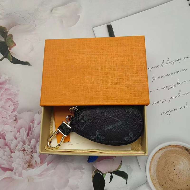 High Quality Natural Leather Key Ring Car Remote Control Bag Fashion Classic Designer Wallet Key Chain Pendant Accessories
High Quality Natural Leather Key Ring Car Remote Control Bag Fashion Classic Designer Wallet Key Chain Pendant Accessories