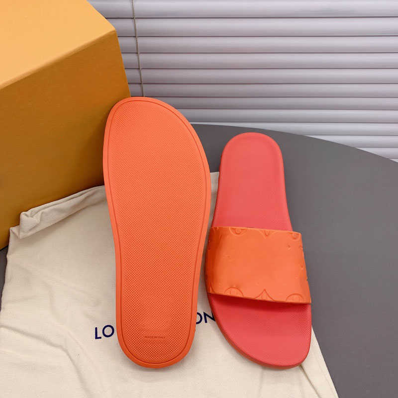 Best Quality Classic Men Women Slippers Summer Waterfront Mule Waterproof Pool Slide Sandals Outdoor Casual Luxury Fashion Flat Flip Flops, Customized
Best Quality Classic Men Women Slippers Summer Waterfront Mule Waterproof Pool Slide Sandals Outdoor Casual Luxury Fashion Flat Flip Flops, Customized