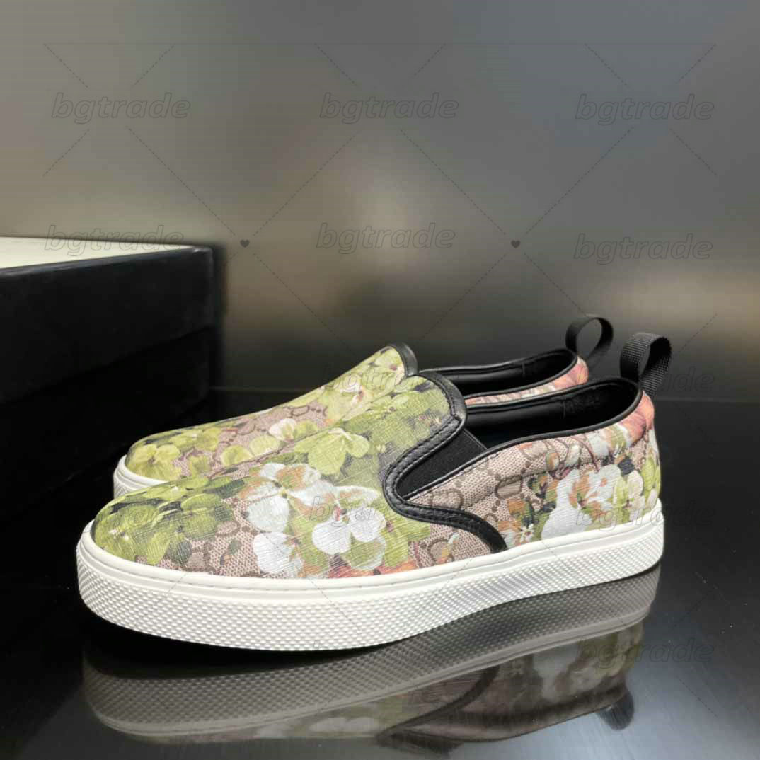 Mens Italy Flower Print Casual Shoes Brown Flat Monograms Canvas Leather Running Shoe Man Designer Tiger Wolf Trainers Sneakers
Mens Italy Flower Print Casual Shoes Brown Flat Monograms Canvas Leather Running Shoe Man Designer Tiger Wolf Trainers Sneakers