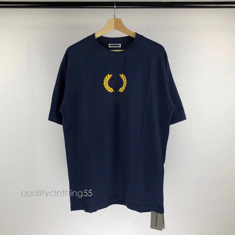2022 Fashion Designer T Shirts Men Ladies Luxury Letters Cotton Short Sleeves High Quality Tops Asian Size S-4XL
2022 Fashion Designer T Shirts Men Ladies Luxury Letters Cotton Short Sleeves High Quality Tops Asian Size S-4XL