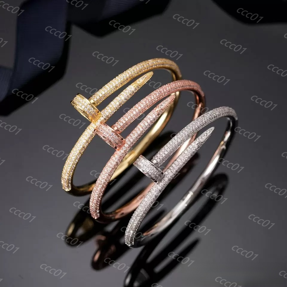 2022 Wedding Bracelets Women 18k Gold Plated Cuff Bracelet Full Diamond Bracelet Jewelry For Lover Valentine's Day Gift
2022 Wedding Bracelets Women 18k Gold Plated Cuff Bracelet Full Diamond Bracelet Jewelry For Lover Valentine's Day Gift