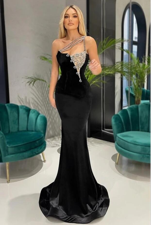 Elegant Black Long Veet Prom Dresses With Glitter One Shoulder Hollow Crystals Evening Gowns Mermaid Pageant Dress BC 0220