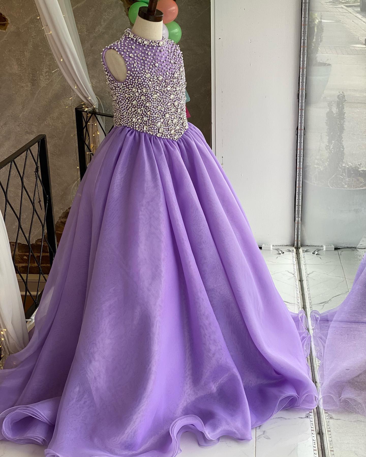 High Collar Girl Pageant Dress 2025 Ballgown Crystals Beaded Organza little Kid Birthday Formal Party Gown Toddler Teens Preteen Floor-Length Little M