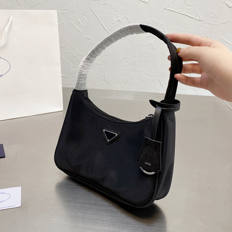 Designer Hobo Re-Edition Shoulder Bag Italy Milano Brand Mini Women Saffiano Leather Shopping Handbags Lady Half Moon Handbag Luxurys bags, Box
Designer Hobo Re-Edition Shoulder Bag Italy Milano Brand Mini Women Saffiano Leather Shopping Handbags Lady Half Moon Handbag Luxurys bags, Box