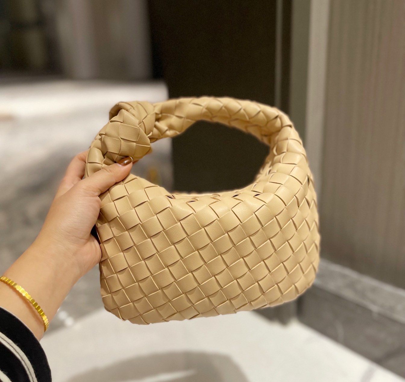 Classic woven handbag designer bag 5A high quality women shoulder bag summer travel wallet mobile phone bags, Make up for price
Classic woven handbag designer bag 5A high quality women shoulder bag summer travel wallet mobile phone bags, Make up for price