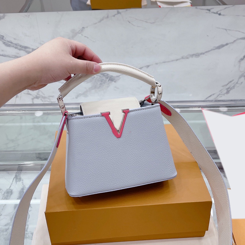 22Ss France Womens Luxury Designer Mini Capucines Bags Top Real Leather With Handle Totes Crossbody Shoudler Multi Pochette Outdoor Sacoche Handbags 20X7X13CM, Box
22Ss France Womens Luxury Designer Mini Capucines Bags Top Real Leather With Handle Totes Crossbody Shoudler Multi Pochette Outdoor Sacoche Handbags 20X7X13CM, Box